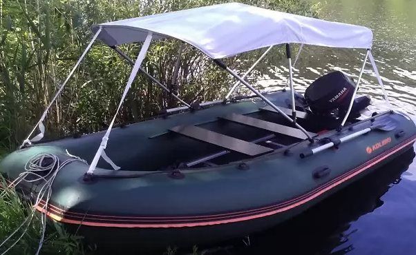 Тент от солнца для лодки Kolibri КМ-450DSL, камуфляж, белый, темно-серый