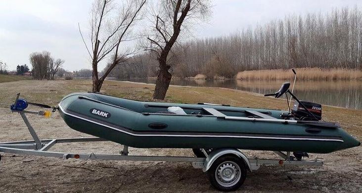Лодка Bark BT-450S, 8 мест, килевая, жесткое дно, сдвижные сидения, краска д/номеров